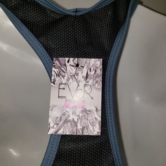 Active Top - Picture 3 of 3